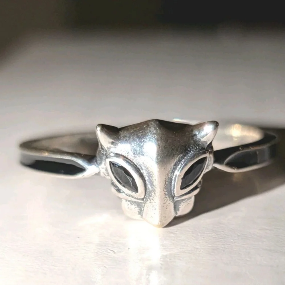 Women's Shiny Dainty Black Panther Wakanda Forever 925 Sterling Silver Ring Sz 7